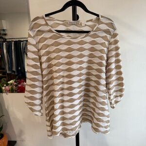 SNOSKINS 3/4 Sleeve White/Beige Sweater (XXL)